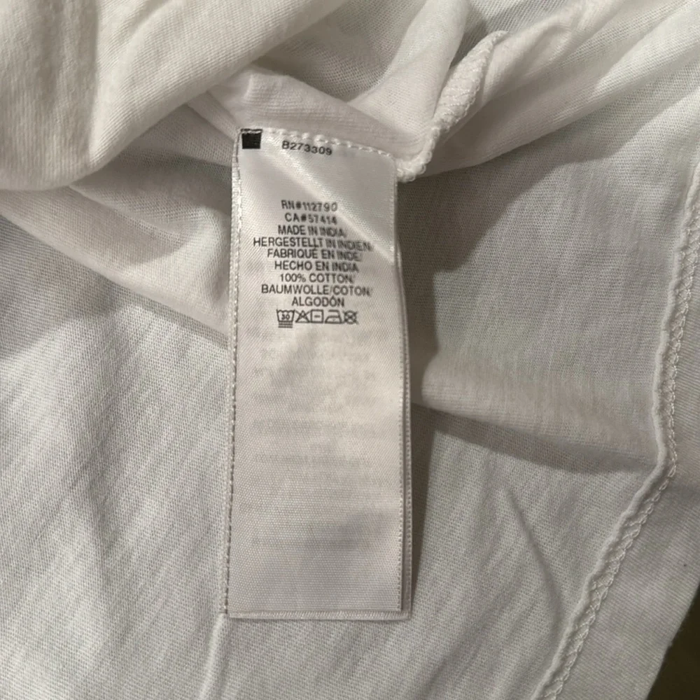 TRUE RELIGION TEE